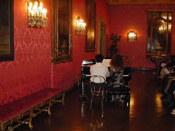 Concerto e mostra
