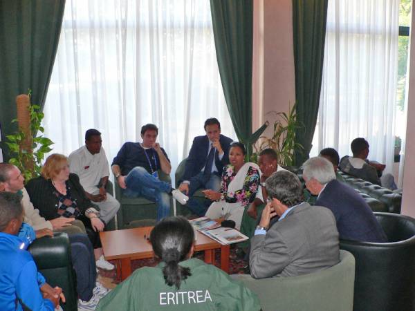 Firma dell´accordo - Maratona di Udine
